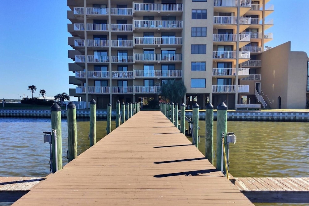 Compass Point 503