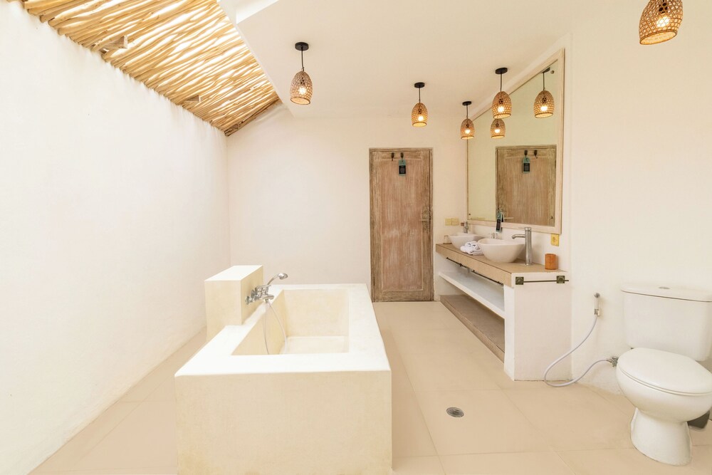 Villa Cocodrilos 2 by Pertama Management