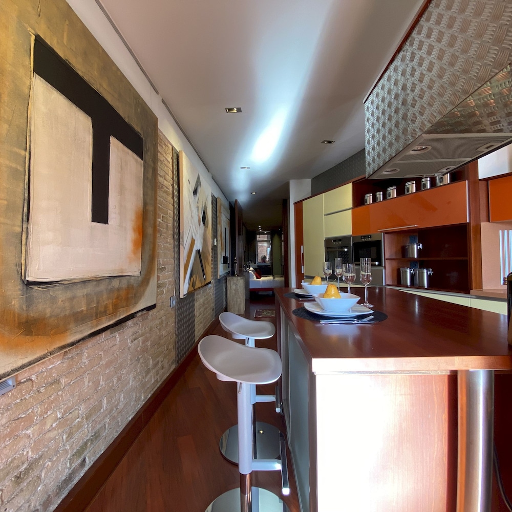 Luminous Designer Loft Style Apt Eixample Views By Myrentalhost