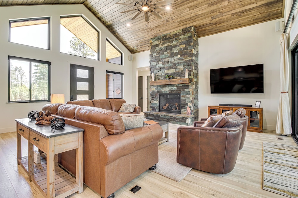 Fireplace + EV Charger! Home in Torreon Community