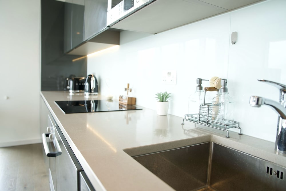 1 Bed Urban Escape in Battersea