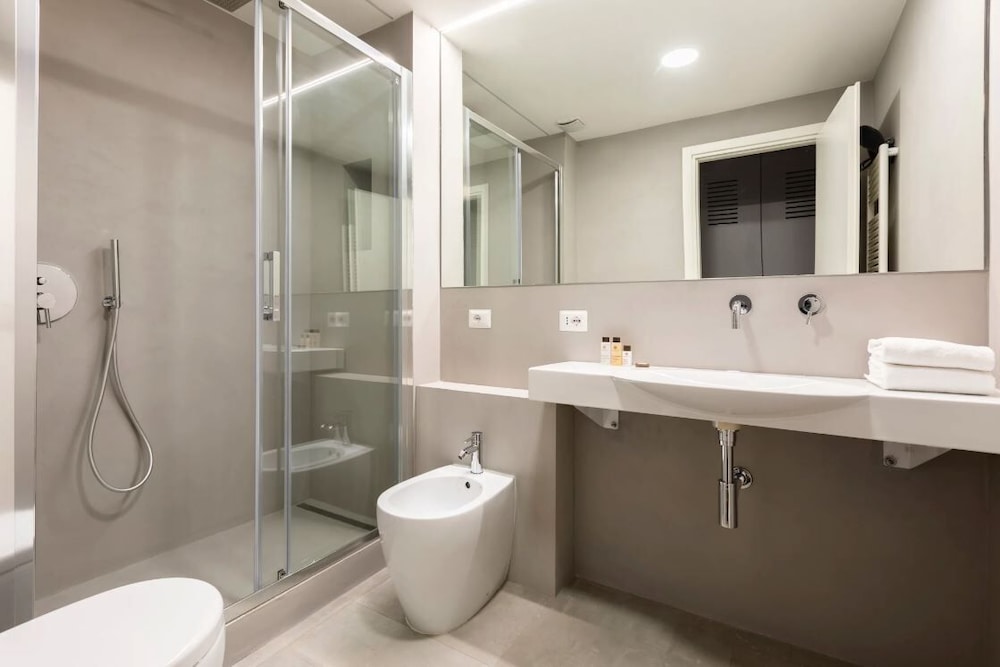 Croce Apartments