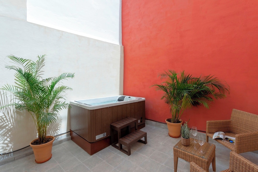 Exclusive Apartment in Seville.plaza del Museo 001