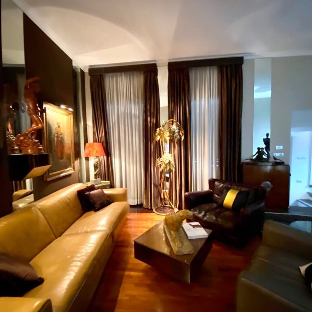 La Palazzina Santa Dorotea Splendid Rome Townhouse With Courtyard Garden