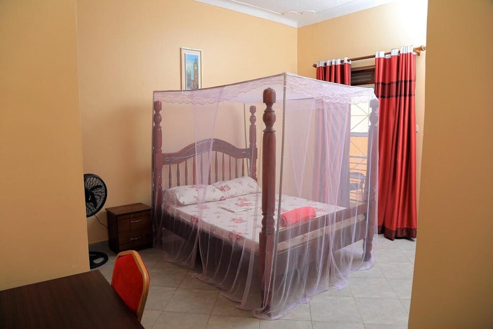 City Oasis - 2 Bedroom Apartment in Kampala view 5