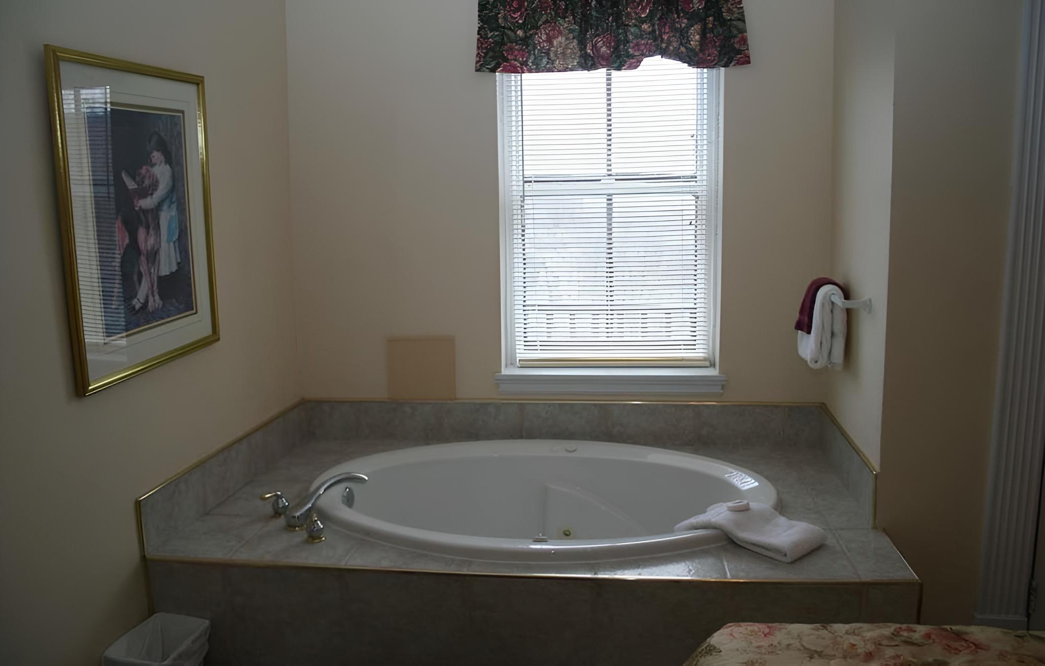 Chipman Hill Suites on Mecklenburg