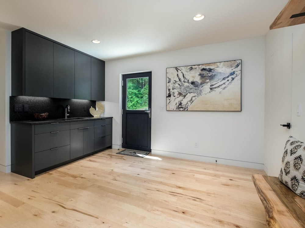 Luxury Home - The Retreat House