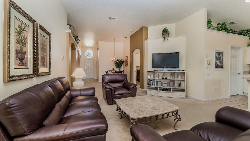 Windsor Palms Resort 4 Bedroom Home+ Game Room 4 Home