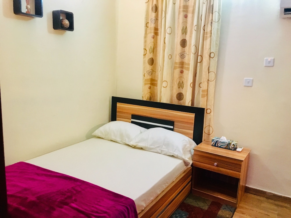 Vertex Realty Apartment Oniru
