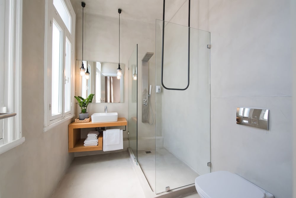 MONK Monastiraki Suites