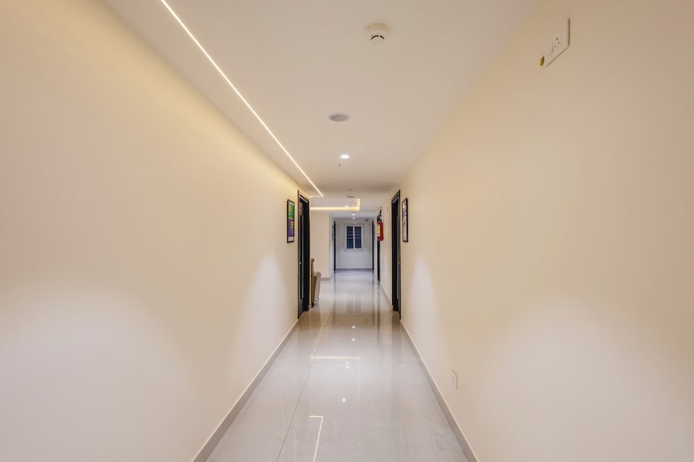 Treebo SS Residency Gandhi Nagar