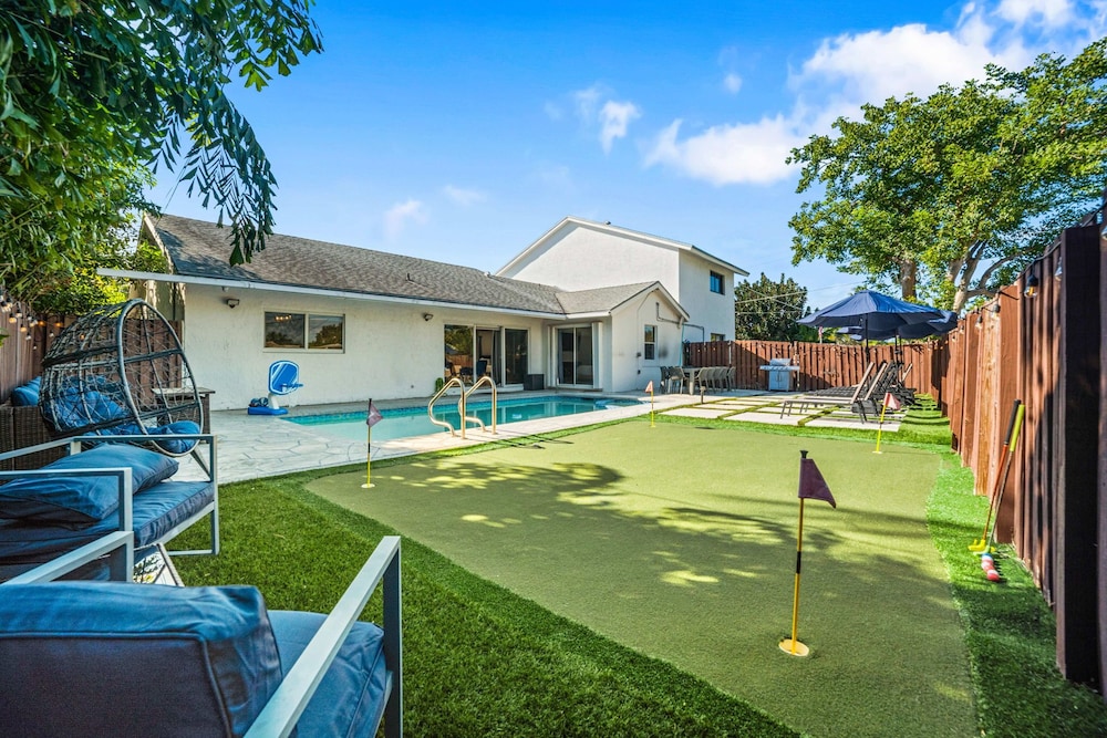 Spacious 6BR Beach Getaway w/ Heated Pool