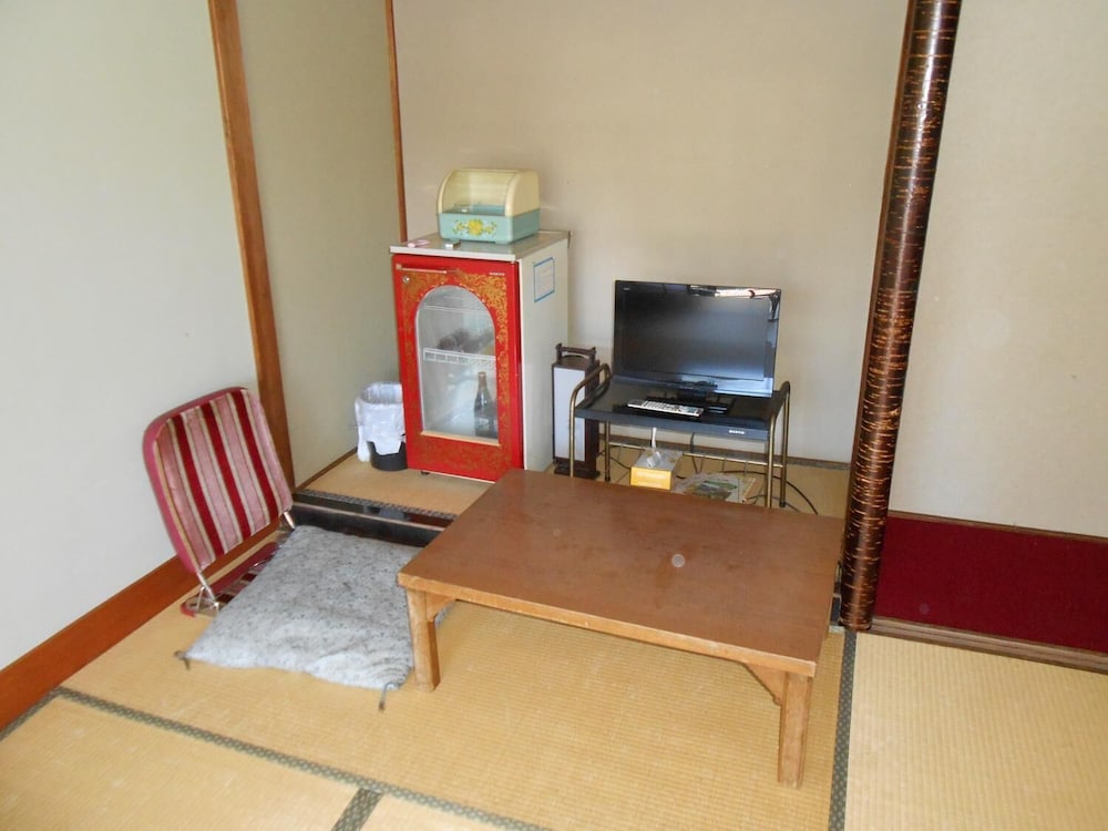 Photo 8