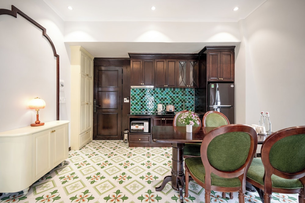 JULIE's HOUSE - LUXURY APARTMENT - HUE