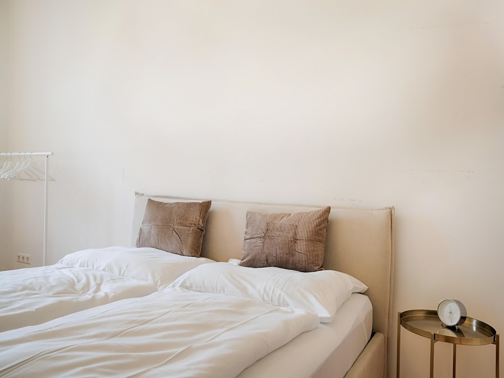 Contemporary Business Apartment in Graz