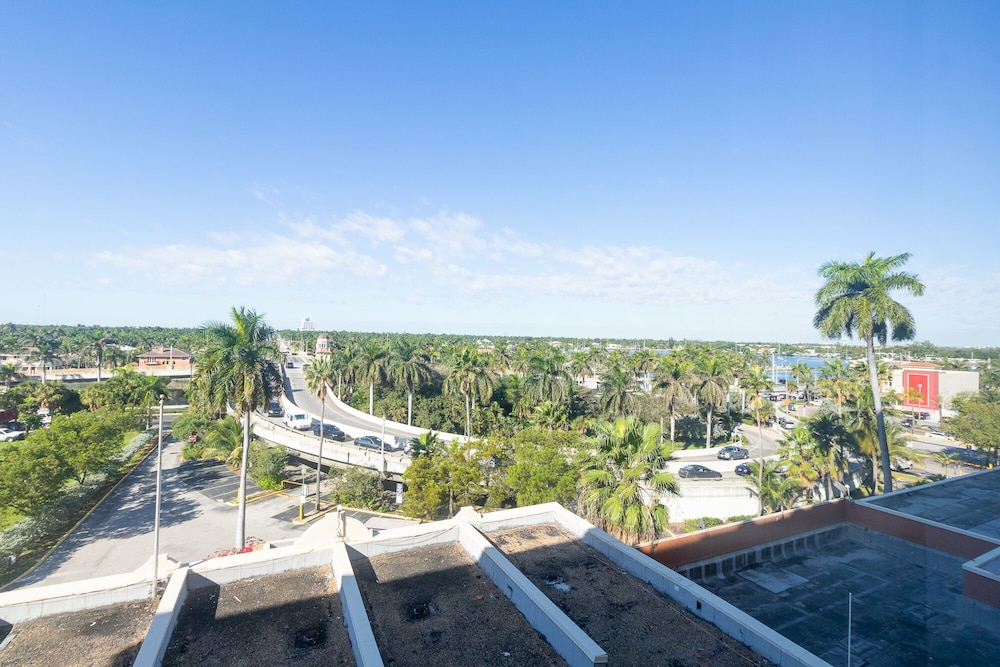660 Ocean View Hollywood view 4