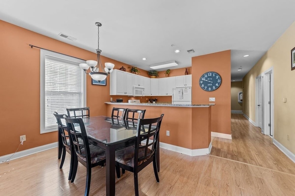 World Tour 104-206a 3 Bedroom Condo
