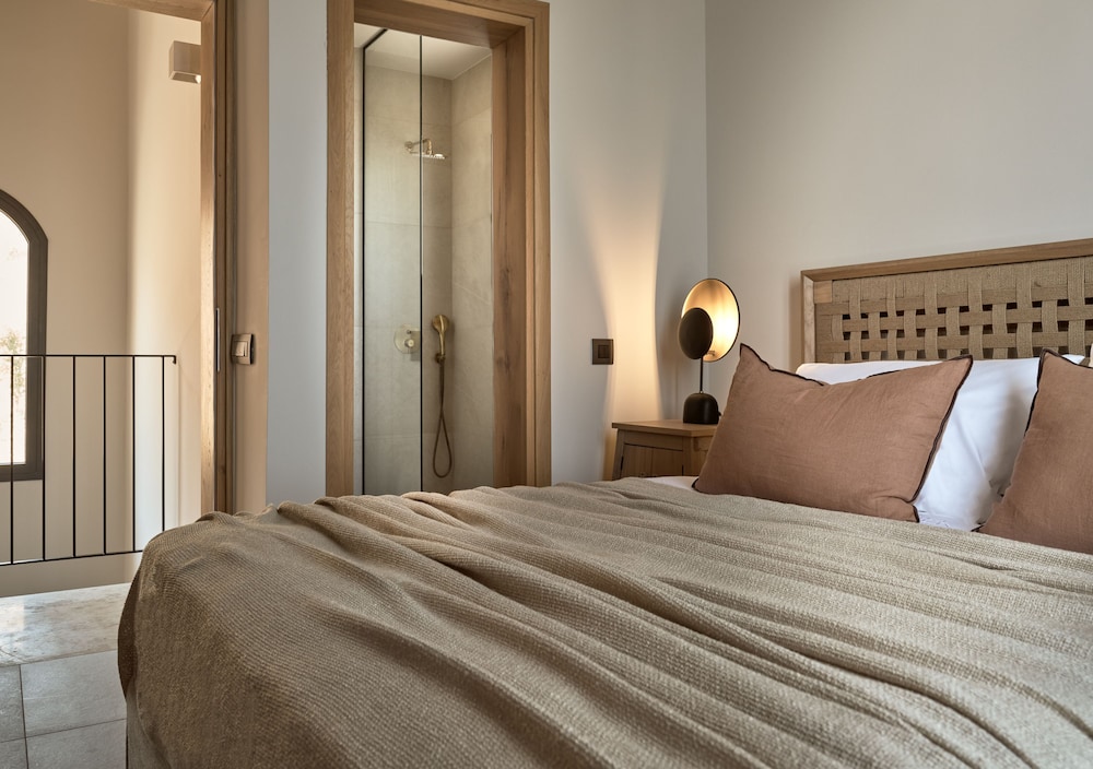 Rebek Luxury Villas & Suites photo 3
