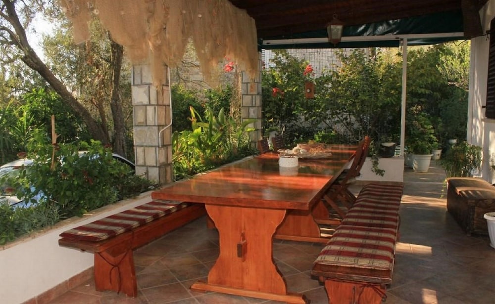 Villa Ro-Ela