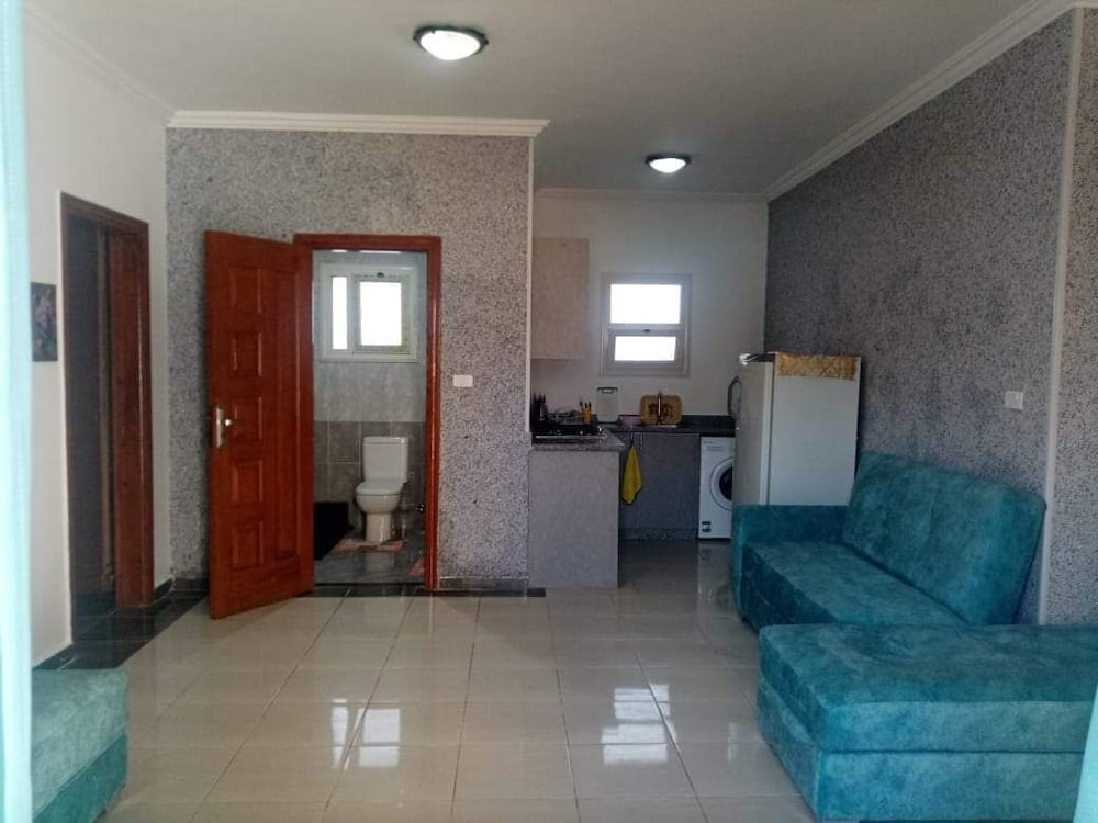 Al makramia compound view 3