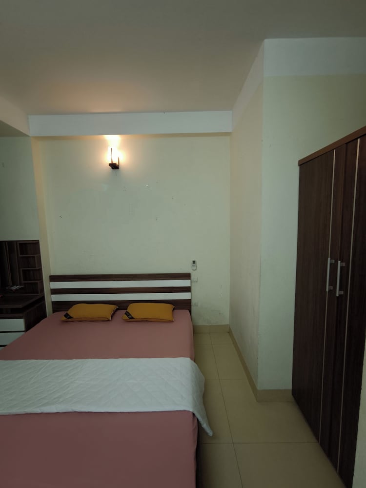 J&J guest house