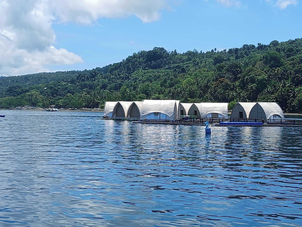 Floating Home in Reef Resort Unit 13