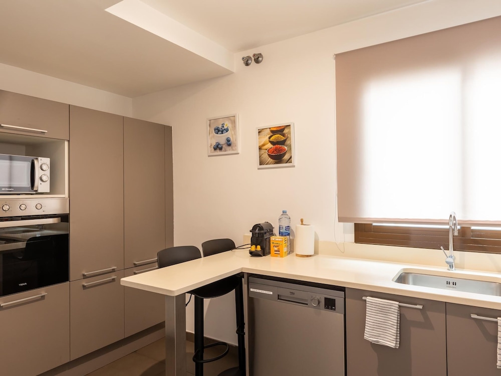 Apartamento Tico con Terraza
