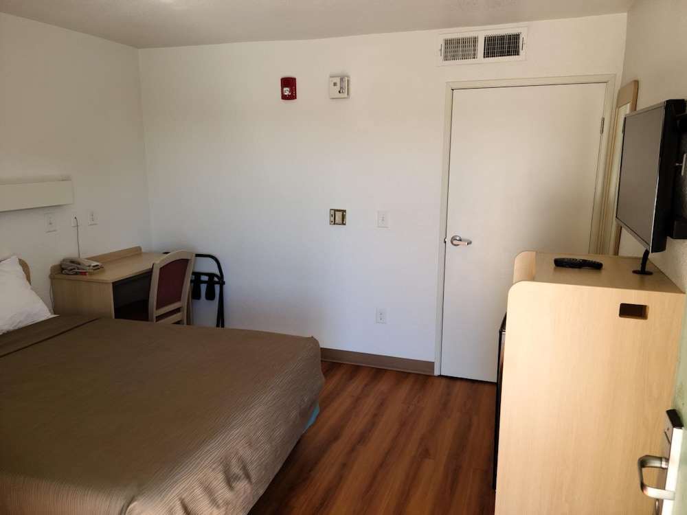 Motel 9 Las Cruces