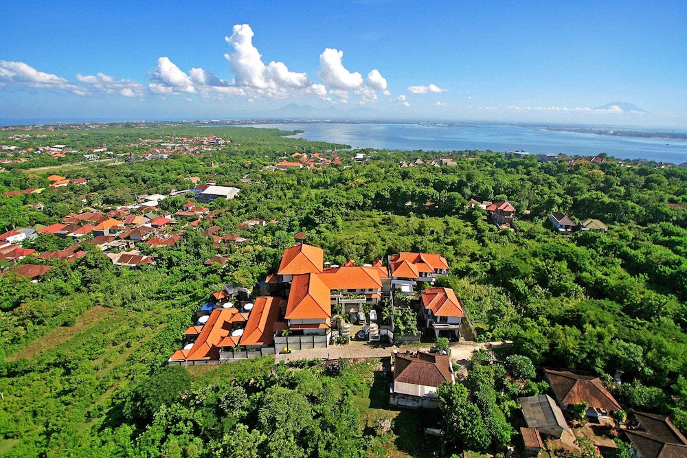 Hotel Jimbaran Cliffs Private Pool Hotel & Spa - Image 1