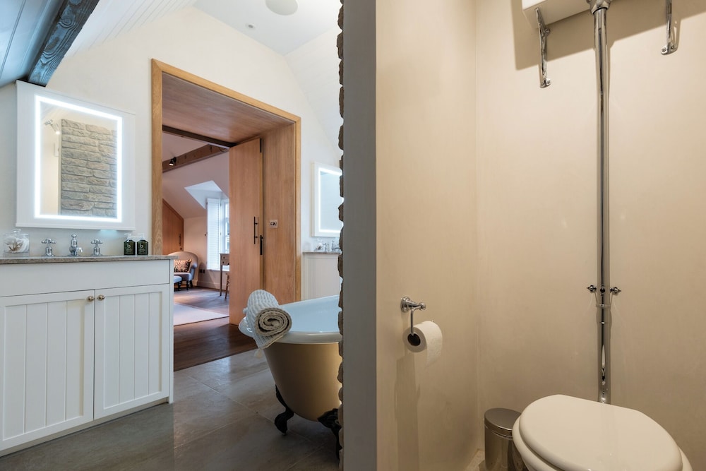 Stunning 6 BB Cottage & Annexe