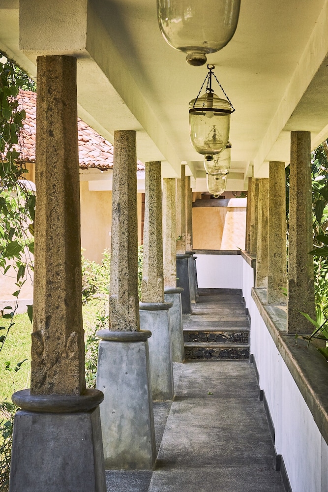 Samadara Estate, Midigama