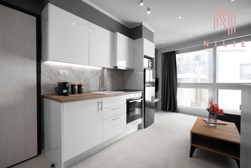 Bonsai Studios & Apartments, Nilie Hospitality MGMT