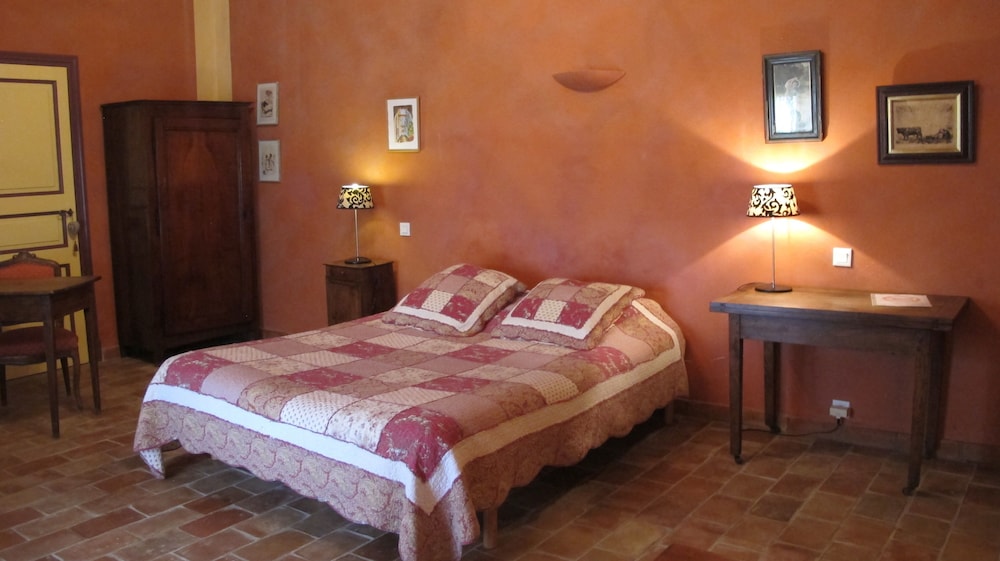 Domaine de Valbrillant Chambres d'hôtes