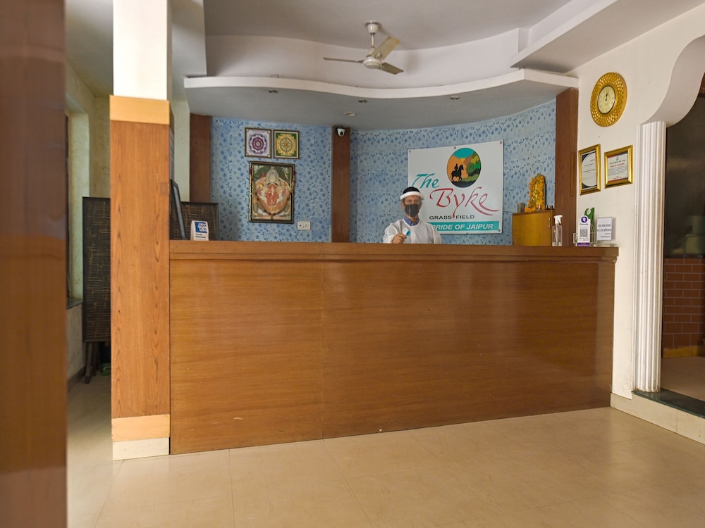 The Byke Grassfield Resort With Outdoor Pool, Shyam Nagar