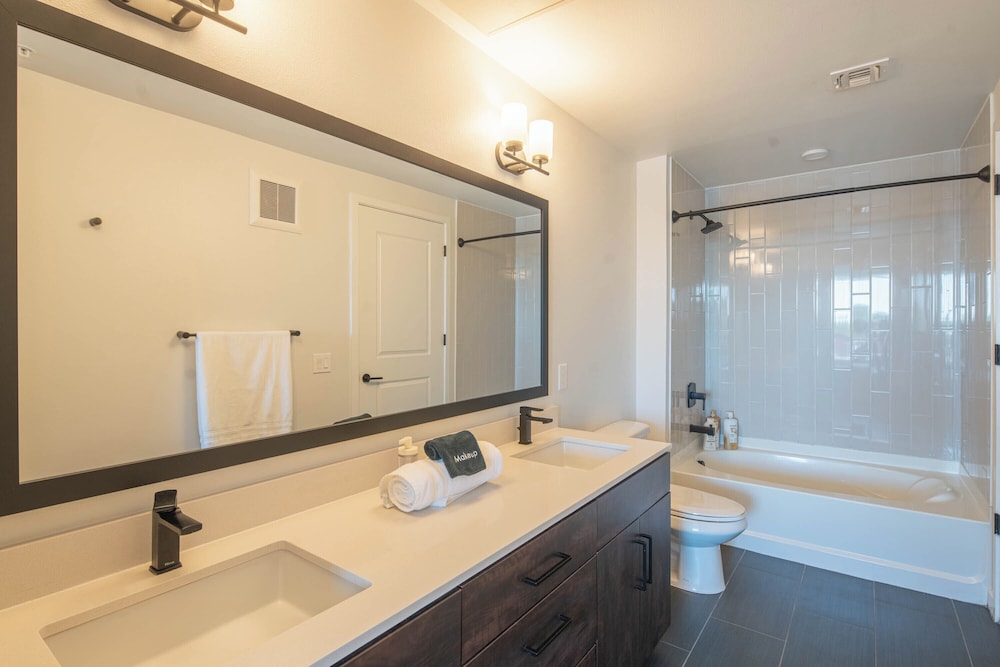 ROVE LIVING/KB - Trovita Rio