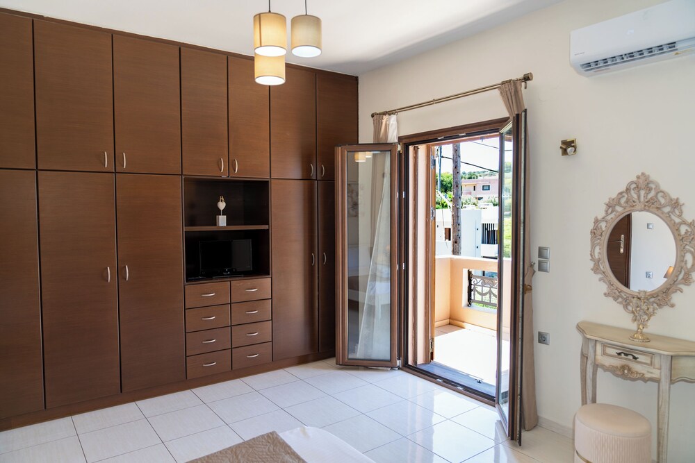 Amalia Villa with Private Pool