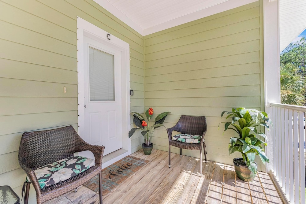 Laguna Breeze C