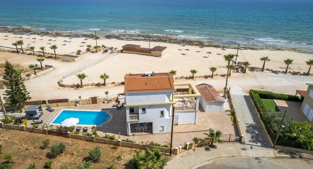 Sirens Beach House in Ayia Napa