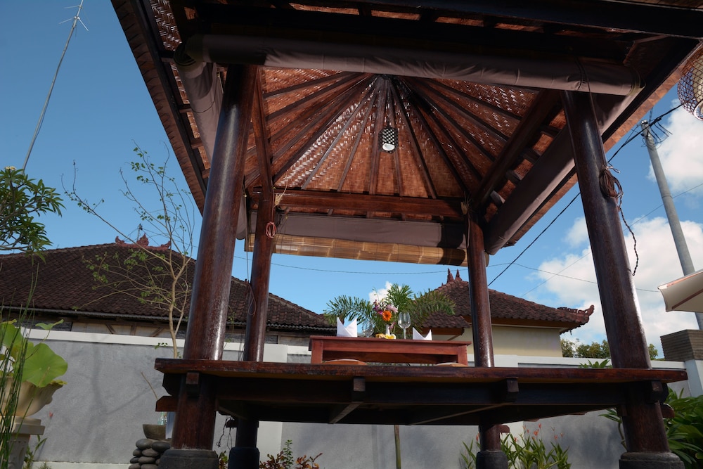 Kubu Garden Suites & Villas Nusa Dua