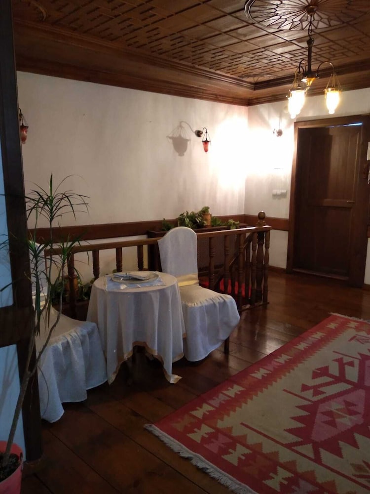 Photo 28