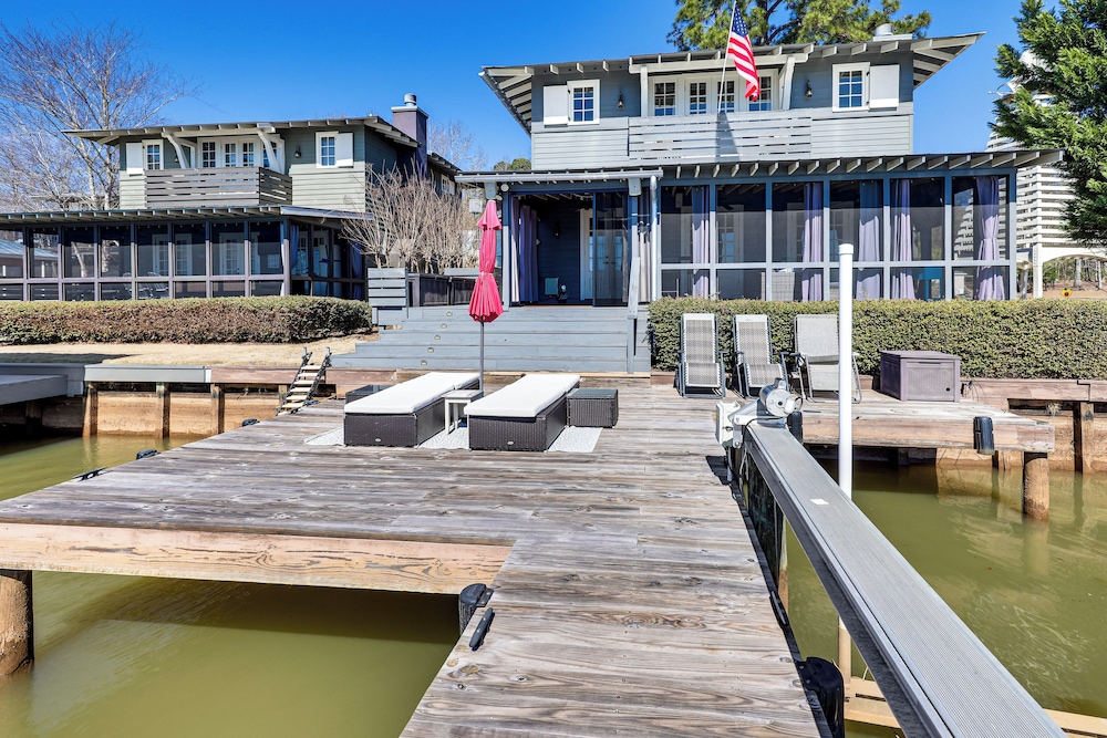 Lake Access & Boat Dock: Getaway in Dadeville!