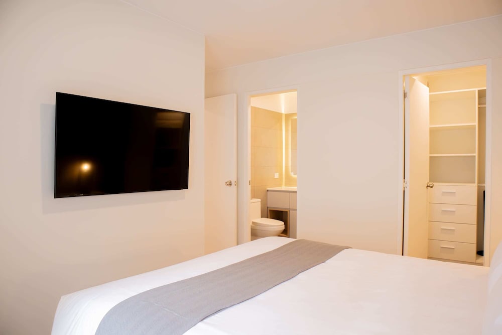 w Charming 2BR Stay in Miraflores