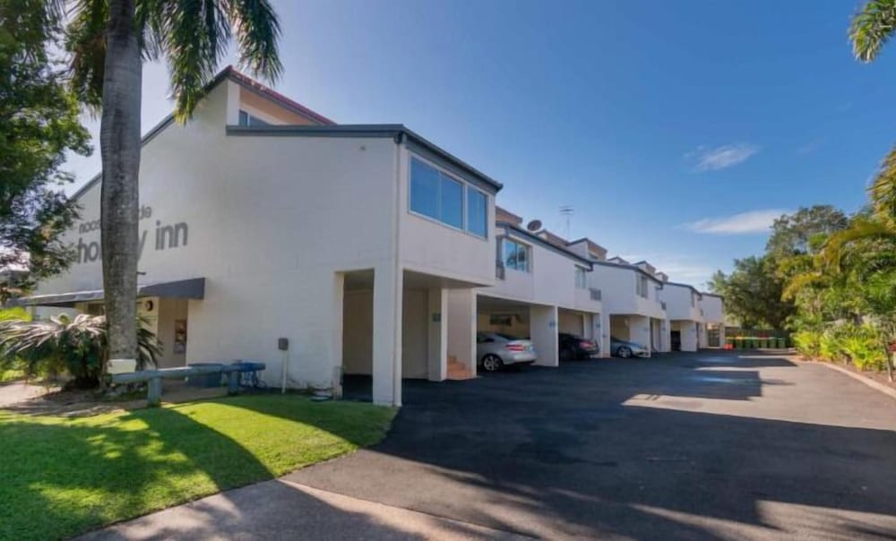 Noosa Parade Holiday Inn