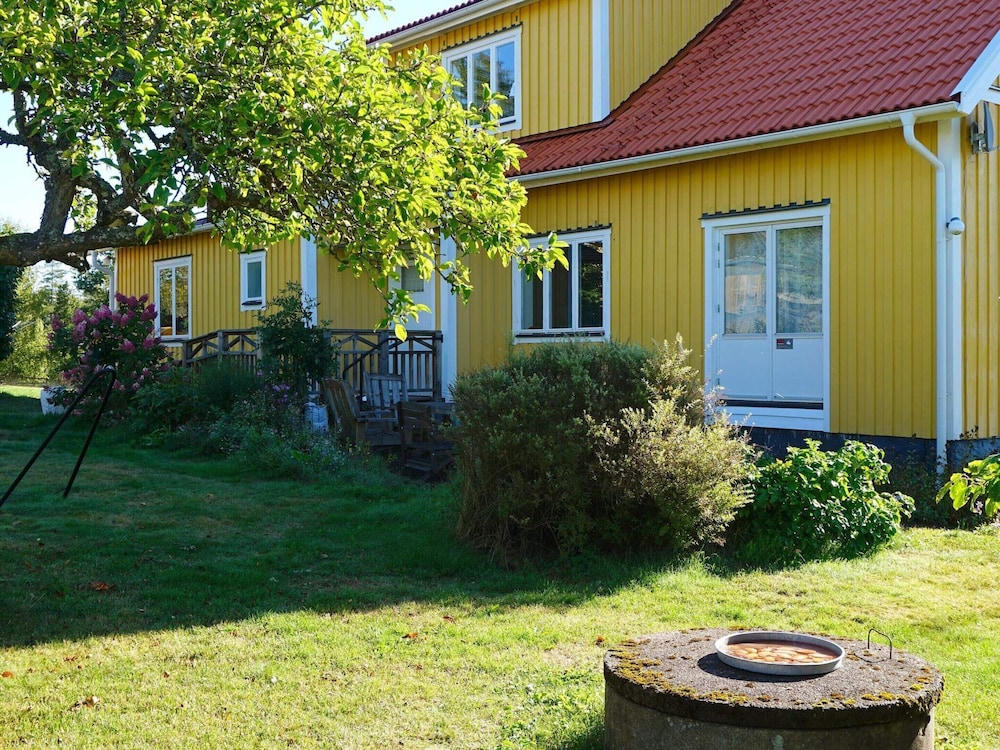 10 Person Holiday Home in Vimmerby-by Traum view 2