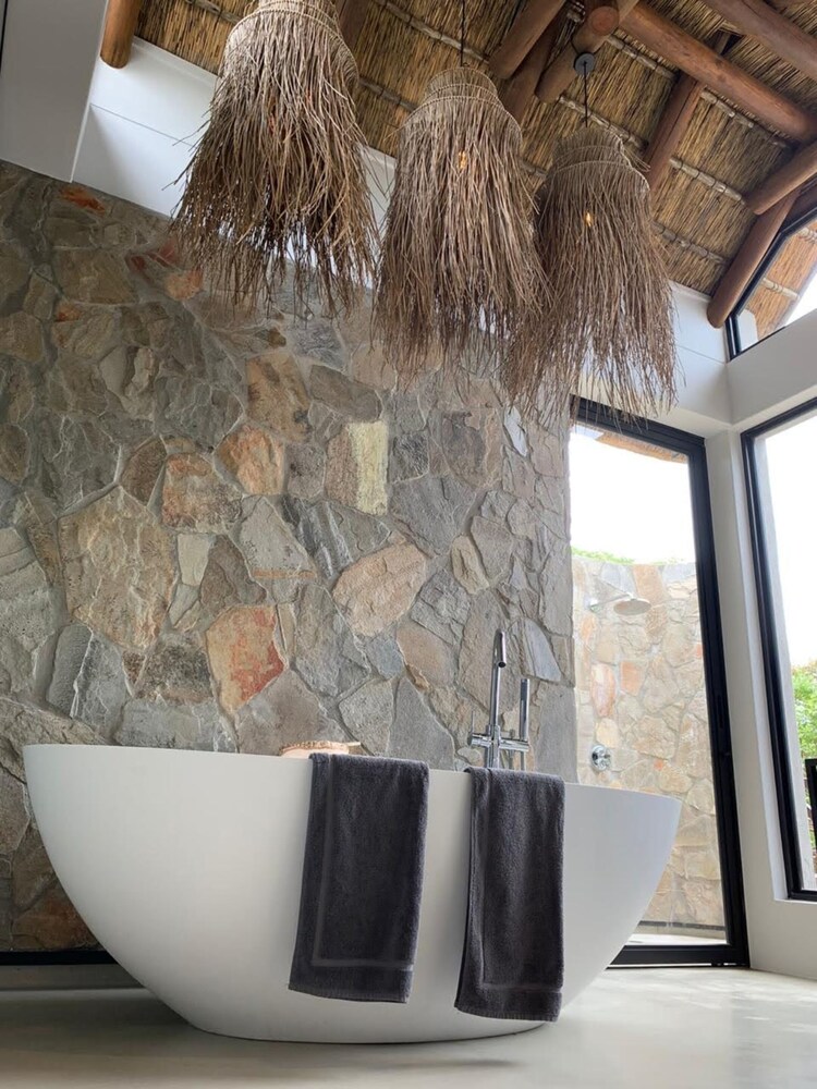 Laluka Safari Lodge view 5