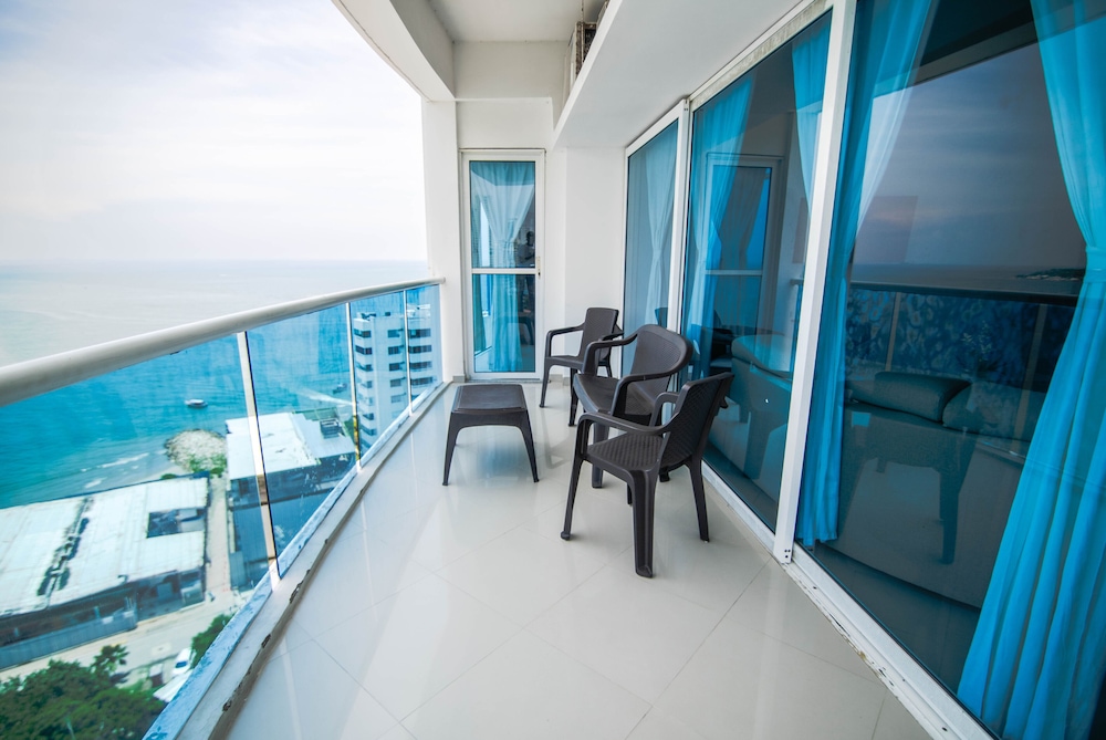 Photo 73 sur 89 de Apartamentos Unik Cartagena Edificio Poseidón