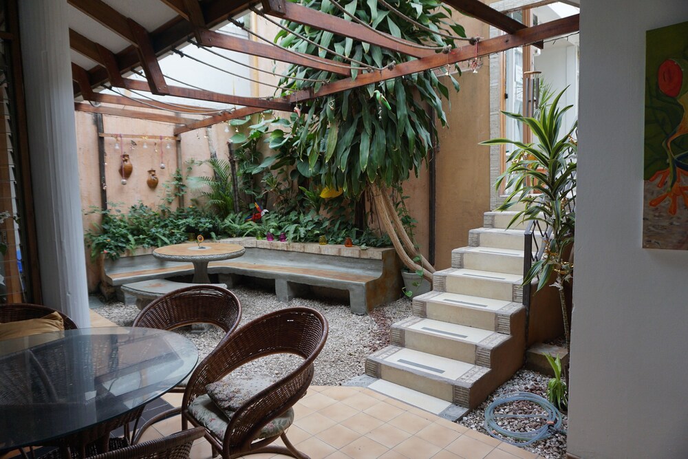 Gaudy´s Eco Hotel - Hostel