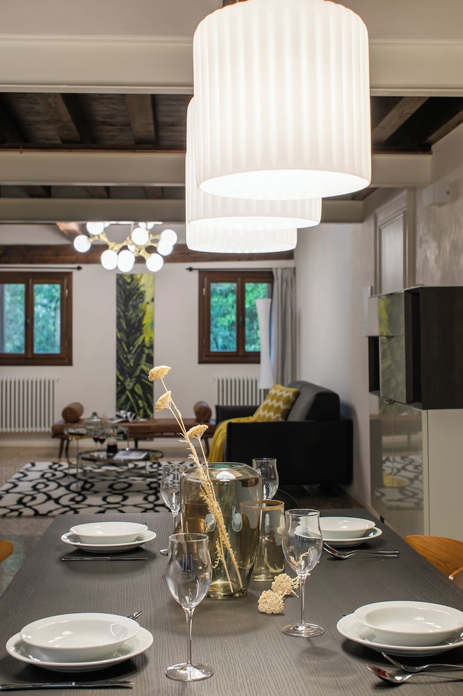 Palazzo Venere Apartments