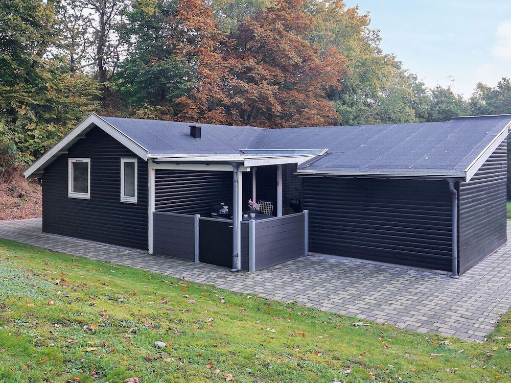 5 Person Holiday Home in Thyholm view 4