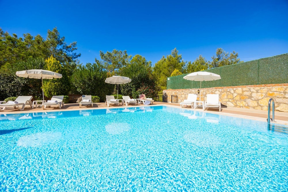 Four Seasons Villa in Oludeniz